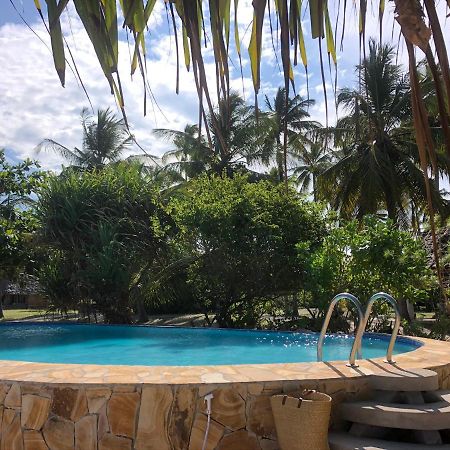 Emayani Beach Lodge Pangani ภายนอก รูปภาพ